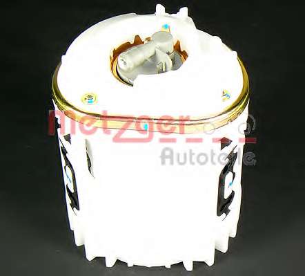 Топливозаборник, топливный насос